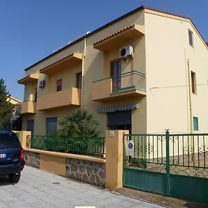 Nespole E Vermentino Alghero